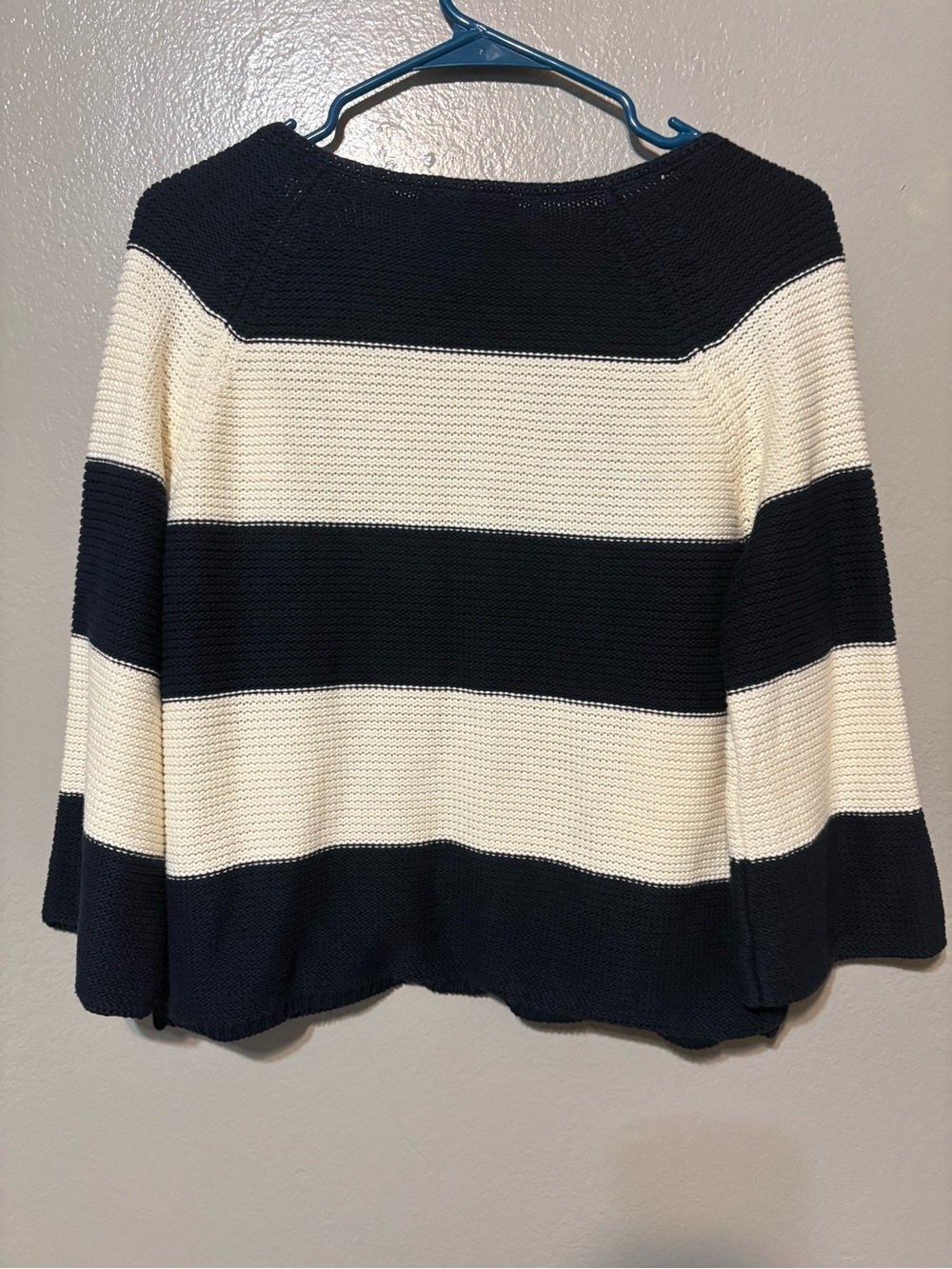 Adorable Women’s Eddie Bauer Navy and Cream Striped Open Cardigan Size M - Picture 7 of 14